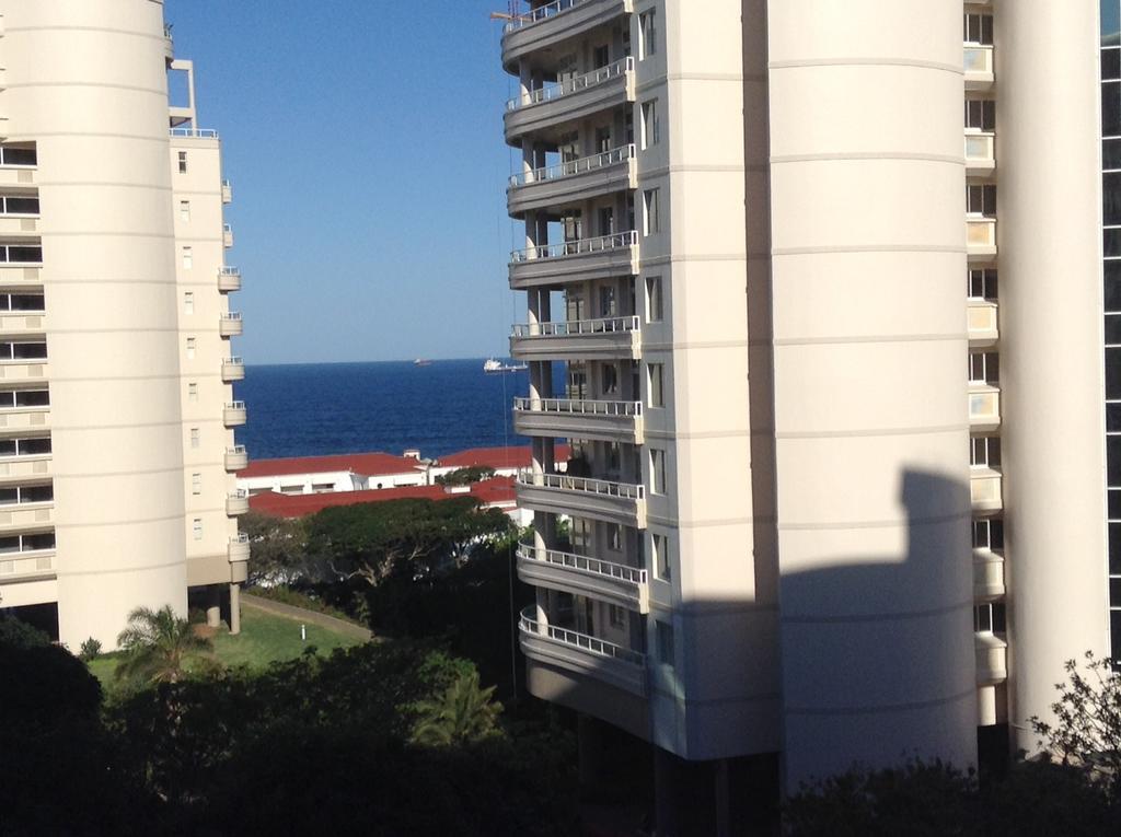 304 Lighthouse Mall Umhlanga Rocks Buitenkant foto
